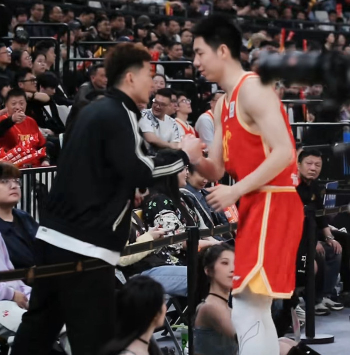 开云体育-输广东发布会！王博亲承防守布置问题并反思，点赞广东求生欲！|广东男篮|广厦男篮|广厦|对手|奎因_新浪体育_新浪新闻