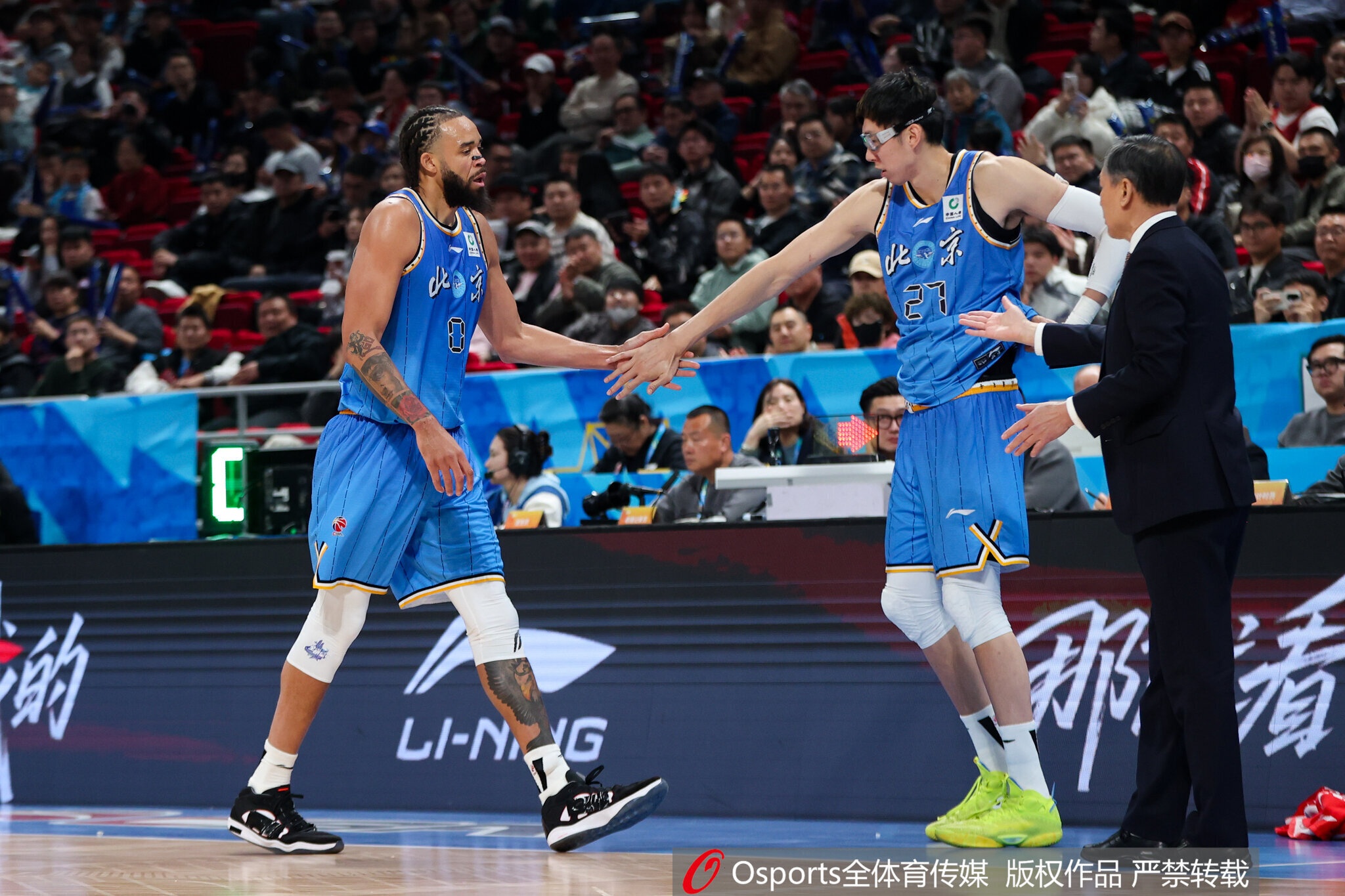 北京发挥了内线的优势 山东过早地失去抵抗&amp;与一贯的比赛风格不同